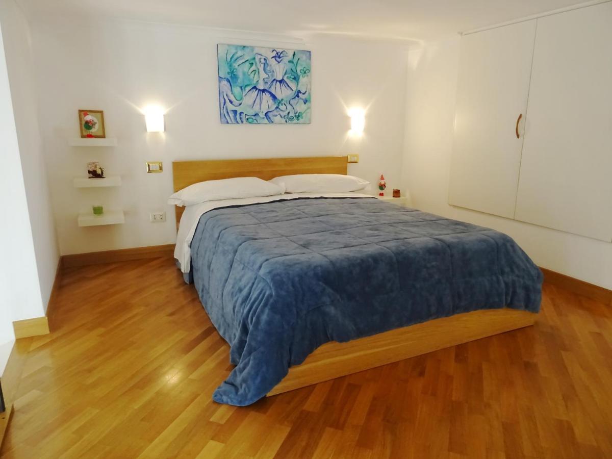 Mezzocannone Holiday House Napoli Eksteriør bilde