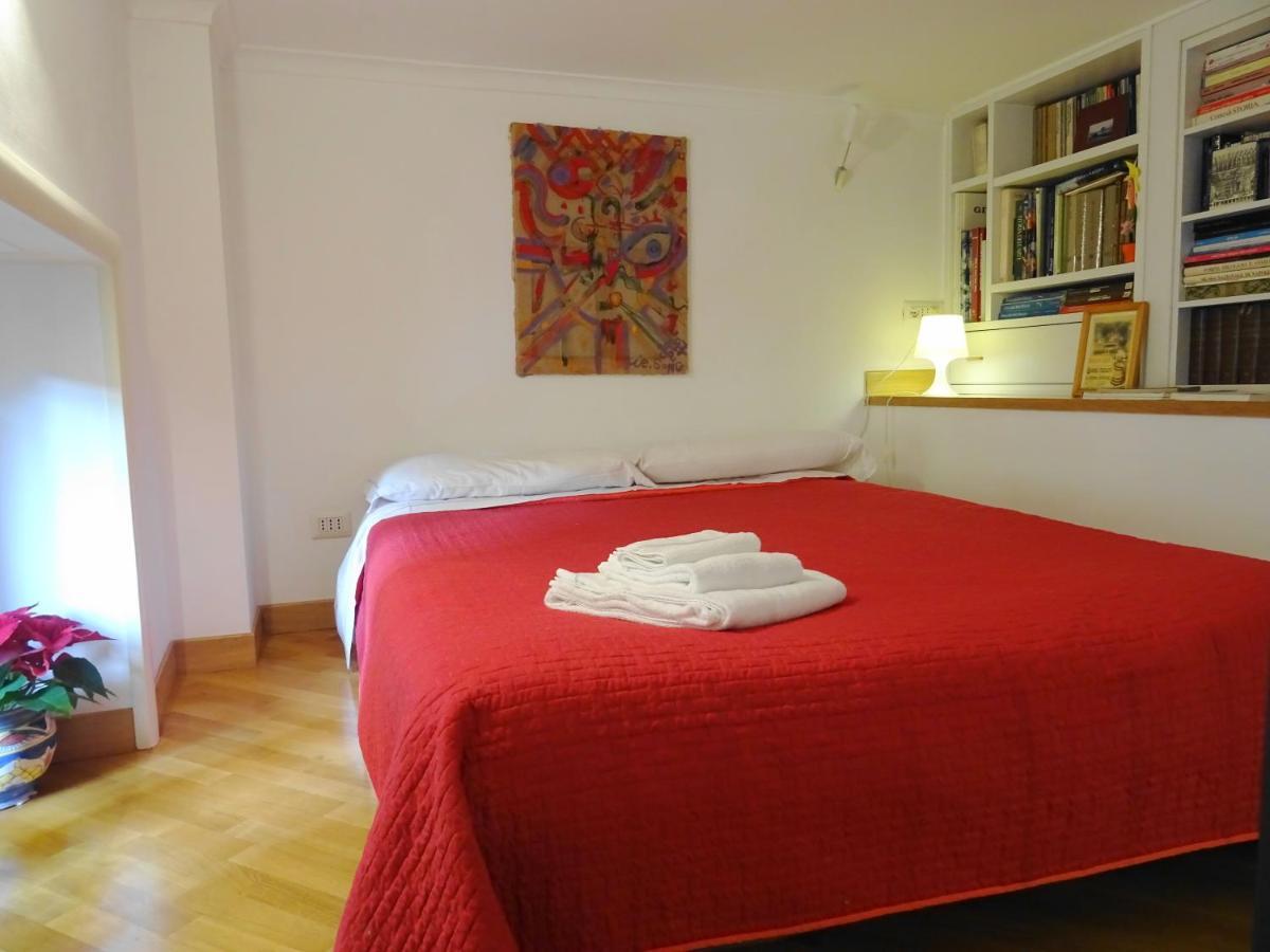 Mezzocannone Holiday House Napoli Eksteriør bilde