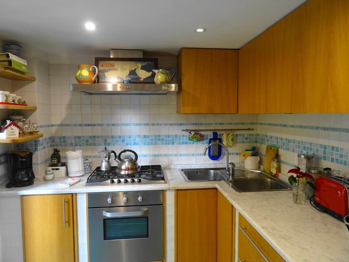 Mezzocannone Holiday House Napoli Eksteriør bilde